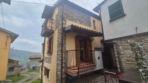 Foto Appartamento a Travo di 54 m² con 3 locali in affitto