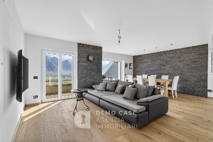 Foto Appartamento in Via Cimavilla 12, Gordona Centro di 145 m² in vendita
