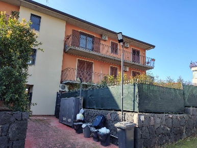 Foto Appartamento a Gravina di Catania di 112 m² con 4 locali in vendita