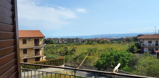 Foto Appartamento a Gravina di Catania di 112 m² con 4 locali in vendita