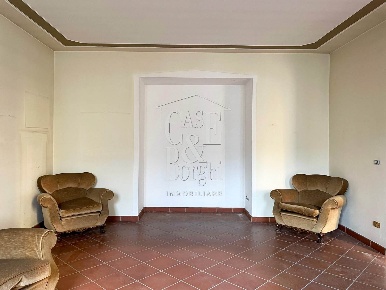 Foto Appartamento a Castelnuovo Scrivia Centro di 150 m² con 6 locali