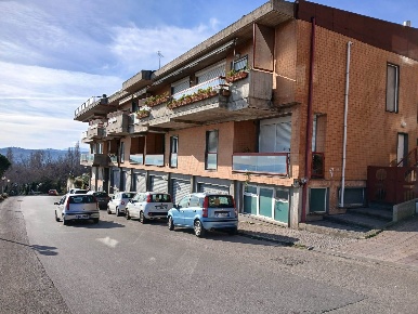 Foto Attività commerciale in Via Magnacervo, Vasto Centro Storico di 150 m²