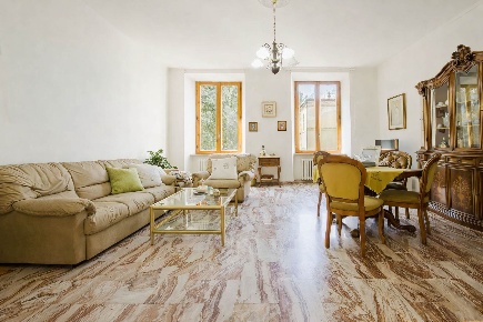 Foto Appartamento a Siena Porta Romana di 115 m² con 5 locali in vendita