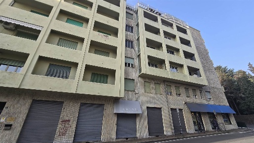 Foto Appartamento in Via Cavour 16, Biella Centro Storico di 110 m²