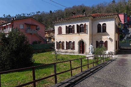 Foto Villa unifamiliare in Via Quattro Novembre 10, Borghetto di Vara