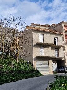 Foto Appartamento in Via Don Luigi Sturzo s.n.c s.n.c, Giuliana di 350 m²