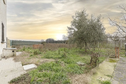 Foto Casa indipendente in via Salvador Allende, Campi Bisenzio di 141 m²