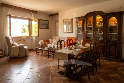 Foto Appartamento a Monte Argentario Porto Ercole di 127 m² con 8 locali