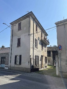 Foto Case semi ndipendenti in Via Manzoni  109, Casteggio Centro di 224 m²