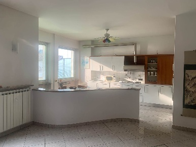Foto Appartamento a Vigevano Centro di 133 m² con 4 locali in vendita