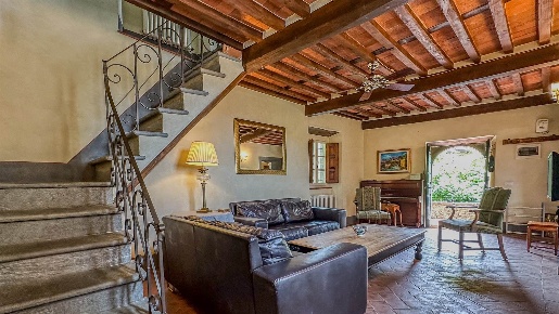 Foto Rustico in Strada Provinciale 60 SNC, Pescaglia Centro di 167 m²