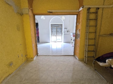 Foto Negozio in Via Giulio Della Torre, La Spezia Canaletto di 41 m²