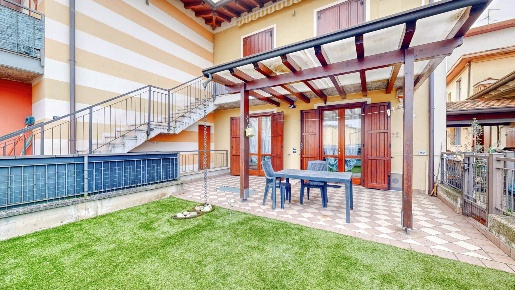 Foto Appartamento in via Rudiano  22, Urago d'Oglio di 76 m² con 2 locali