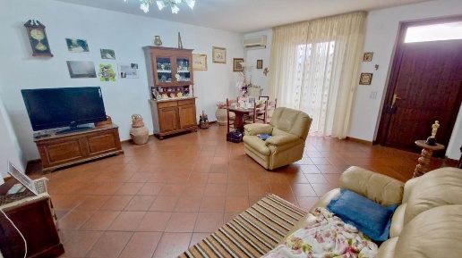 Foto Villa a schiera a Calci Gabella di 230 m² con 8 locali in vendita