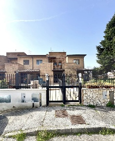 Foto Villa unifamiliare in Via delle Cooperative 28, Alatri Mole Bisleti