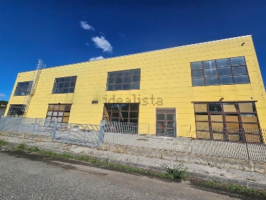 Foto Capannone industriale a Montecatini Val di Cecina di 1110 m²