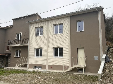 Foto Villa bifamiliare a Travo di 112 m² con 3 locali in vendita