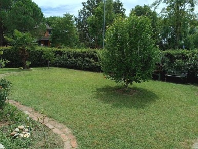 Foto Appartamento a Mortara Centro di 96 m² con 3 locali in vendita