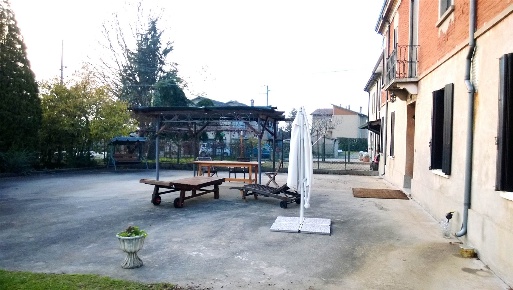 Foto Rustico in via Fratta 118, Ceneselli di 467 m² con 13 locali