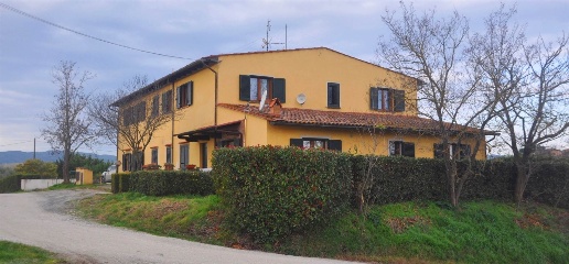 Foto Appartamento in Via Rosignanina, Santa Luce di 120 m² con 5 locali