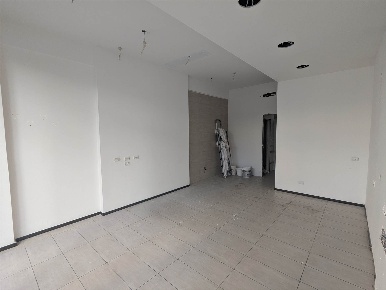 Foto Negozio a Rimini Tripoli Mare di 50 m² con 1 locali in affitto