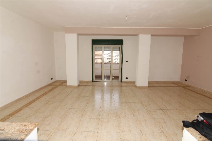 Foto Appartamento in VIA MONTI IBLEI, Lentini di 130 m² con 6 locali