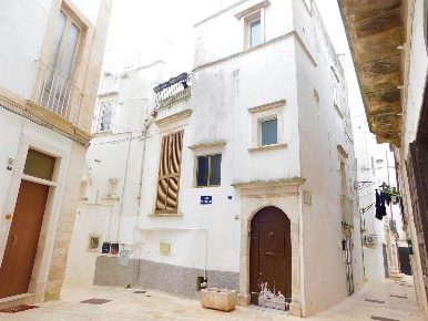 Foto Appartamento a Martina Franca di 75 m² con 5 locali in vendita
