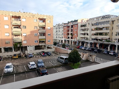 Foto Appartamento a Latina Centro di 110 m² con 6 locali in affitto