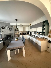 Foto Appartamento in Contrada Novesoldi, Atripalda di 170 m² con 4 locali