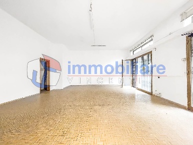 Foto Attività commerciale a Sarzana Olmo, Santa Caterina, Falcinello