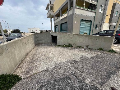 Foto Garage a Monopoli Centro di 18 m² con 1 locali in vendita