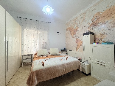 Foto Appartamento a Roma Torpignattara di 113 m² con 3 locali in vendita