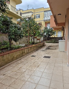 Foto Appartamento in VIA BARTOLO CATTAFI, Rometta Rometta Marea di 170 m²