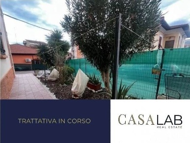 Foto Appartamento in VIA NUMANA 1, Ancona Piano di 82 m² con 5 locali