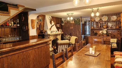 Foto Casa indipendente a Pistoia Baggio di 147 m² con 5 locali in vendita