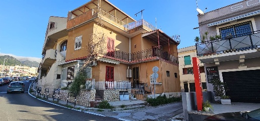 Foto Case semi ndipendenti a Messina Annunziata Bassa di 140 m² in vendita
