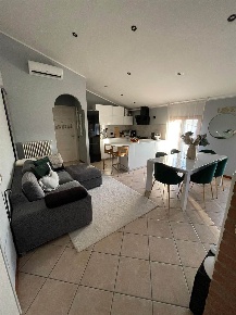 Foto Appartamento a Viadana Centro di 60 m² con 3 locali in vendita