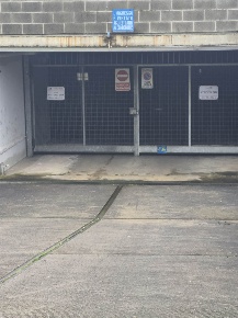 Foto Garage in Via Mascagni  Snc, Pieve Emanuele Centro di 8 m² in vendita