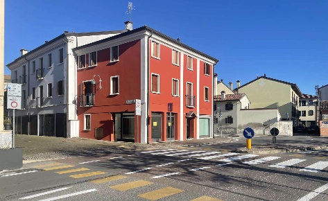 Foto Negozio in VIA I MAGGIO  4, Concordia Sagittaria Centro di 65 m²