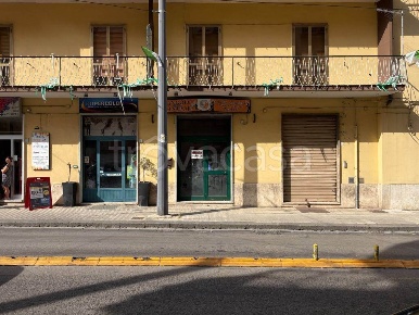 Foto Negozio a Avellino di 42 m² con 2 locali in affitto