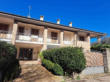 Foto Appartamento in Via Soriano  8, Viterbo Grotticella - Mazzetta