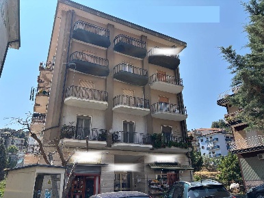 Foto Appartamento in Via Basso la Motta, Mendicino Centro di 140 m²