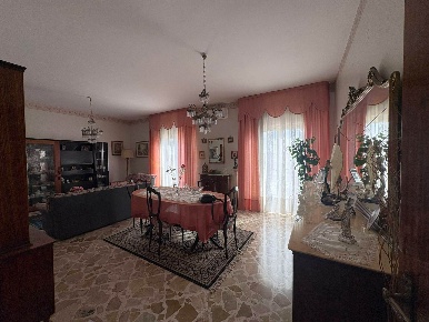 Foto Appartamento in Via Tisia 124, Siracusa Tica - Zecchino di 170 m²