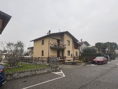 Foto Appartamento in via vespucci, Zanica Centro di 86 m² con 3 locali