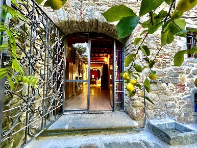 Foto Rustico a Pistoia Sarripoli - Campiglio di 207 m² con 13 locali