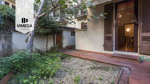 Foto Appartamento a Firenze Le Cure di 89 m² con 4 locali in vendita