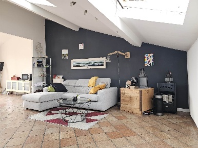 Foto Appartamento a Cecina Cecina Centro di 80 m² con 3 locali in vendita