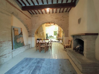 Foto Casa indipendente a Mondaino di 120 m² con 5 locali in vendita