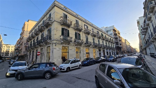 Foto Appartamento in Via Ugo Bassi 53, Messina San Martino di 176 m²