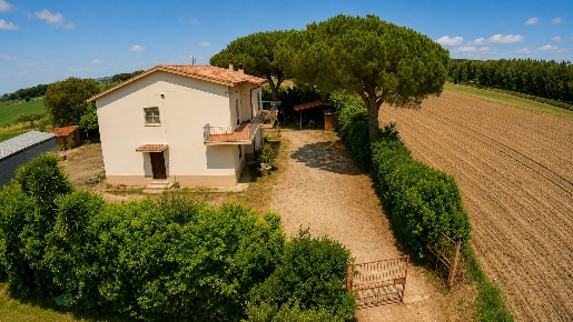 Foto Rustico a Tarquinia Spinicci di 270 m² con 7 locali in vendita